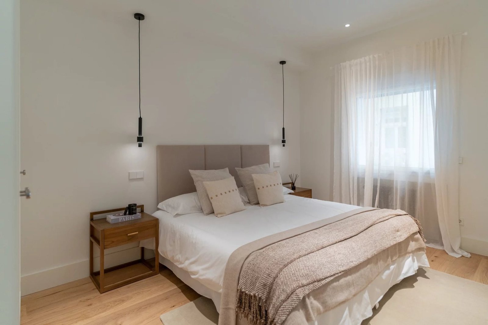 Unique And Exclusive Apartment Right In Front Of The Prado Museum Apartment in Retiro, Madrid, Spain 1 - 15253003