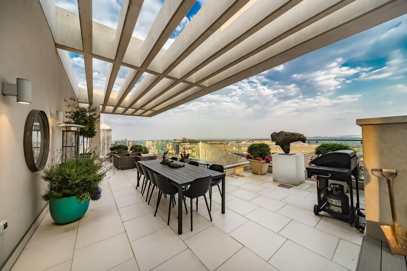 Apartment Sandton Apartment in Sandton, Gauteng, South Africa 1 - 15853720