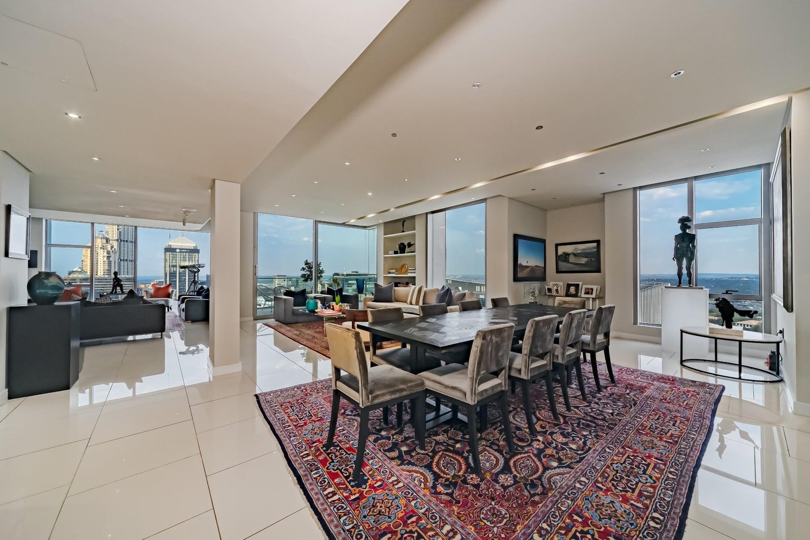 Apartment Sandton Apartment in Sandton, Gauteng, South Africa 1 - 15853720