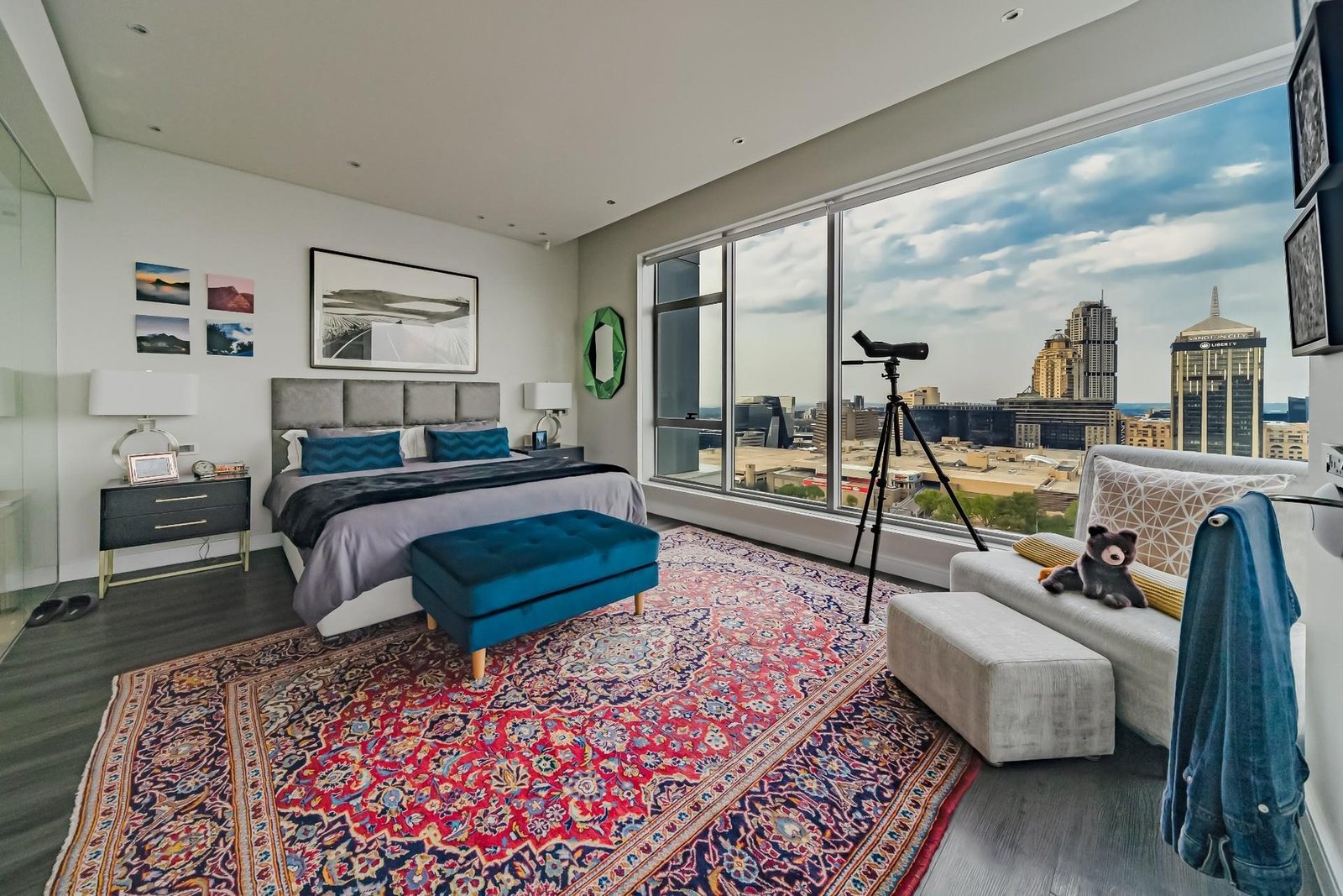 Apartment Sandton Apartment in Sandton, Gauteng, South Africa 1 - 15853720