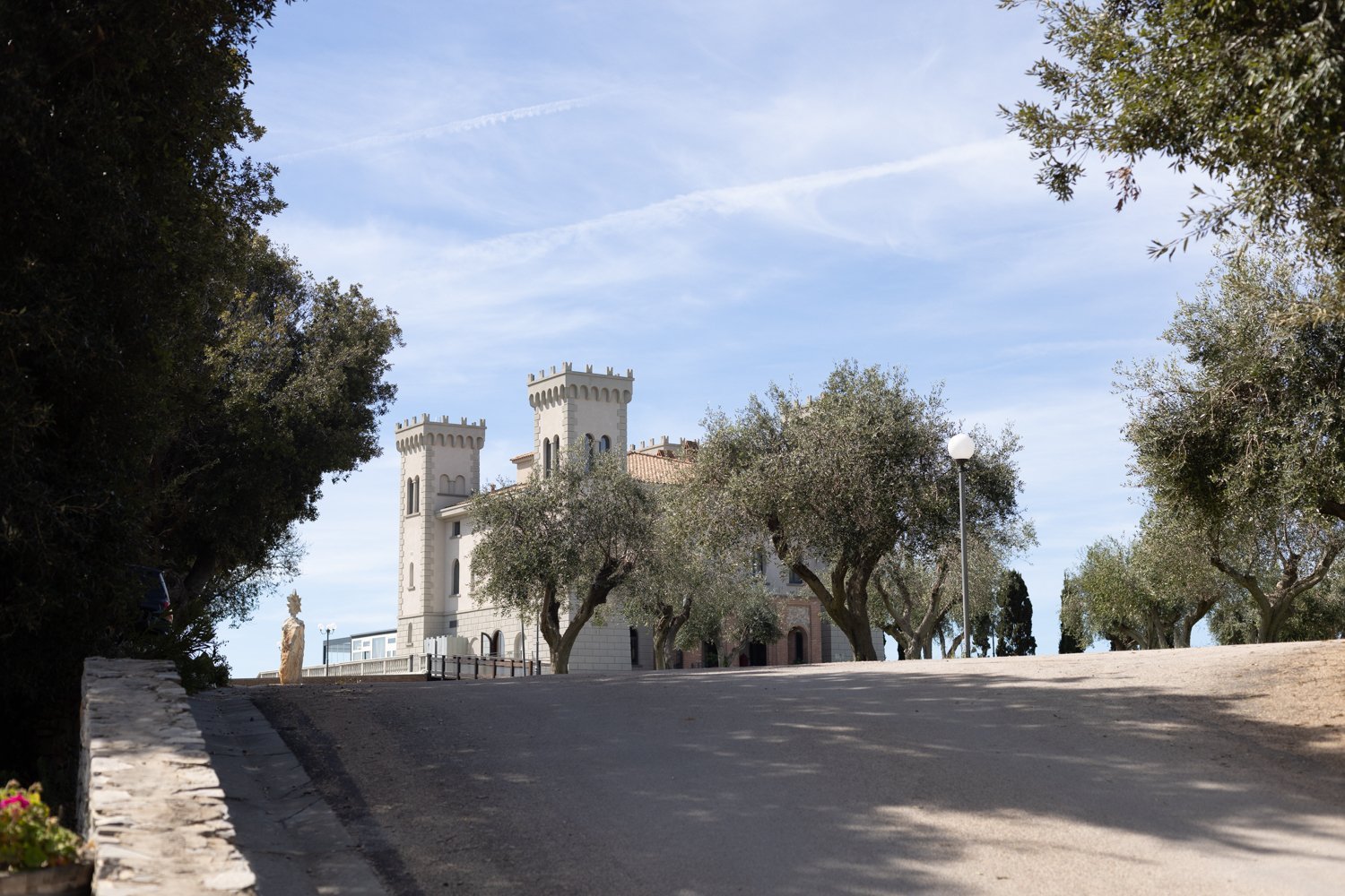 Modern Castle With Vineyard In Tuscany Castle in Campiglia Marittima, Tuscany, Italy 1 - 15496784