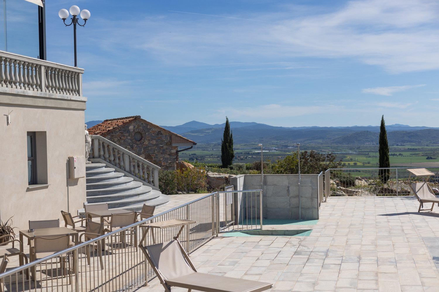 Modern Castle With Vineyard In Tuscany Castle in Campiglia Marittima, Tuscany, Italy 1 - 15496784