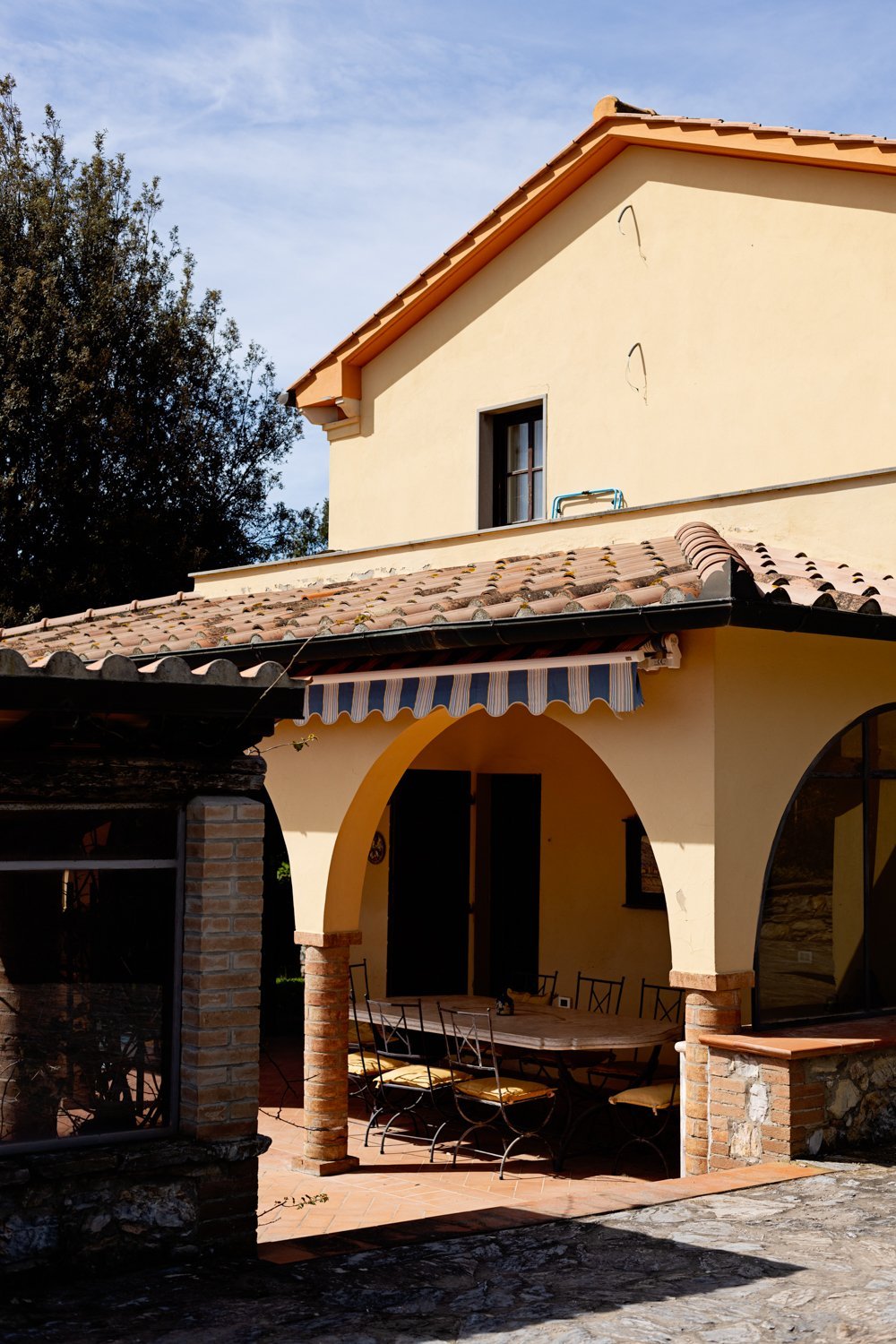 Modern Castle With Vineyard In Tuscany Castle in Campiglia Marittima, Tuscany, Italy 1 - 15496784