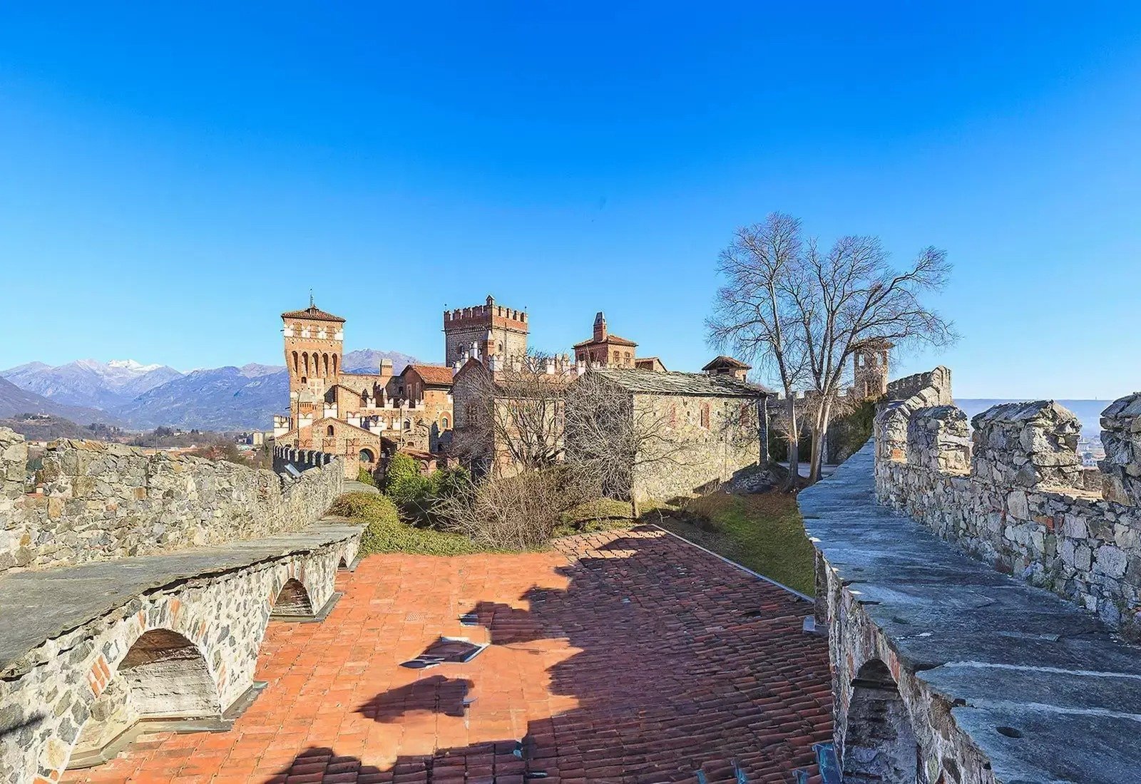 Historic Castle At The Foot Of The Alps Castle in Pavone Canavese, Piedmont, Italy 1 - 15035335