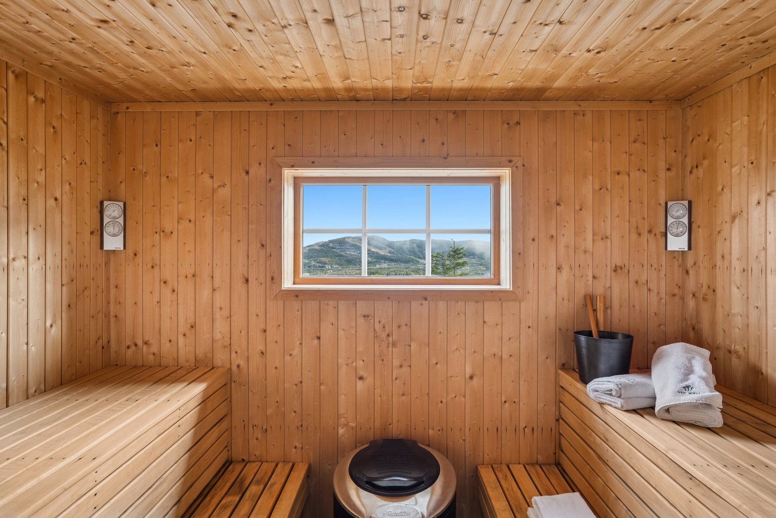 Luxury Alpine Retreat – Ski In/Out, High Quality, Spectacular Views Of Gaustatoppen Chalet in Rjukan, Telemark, Norway 1 - 16333138