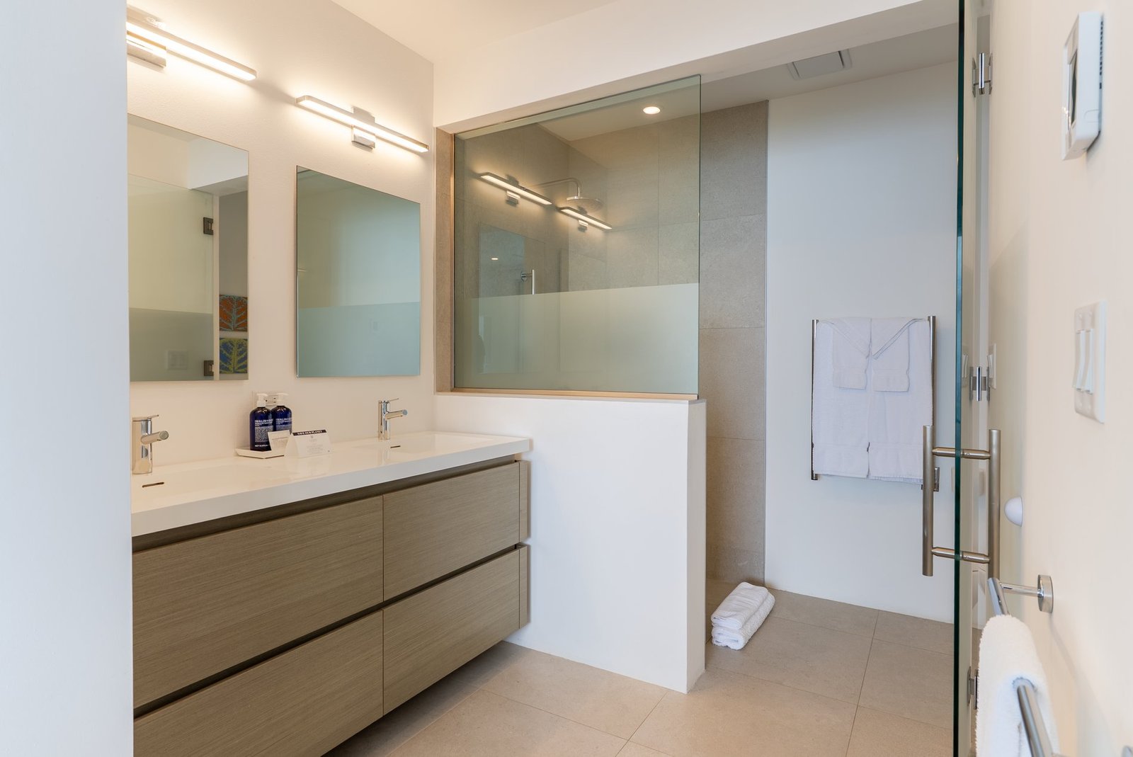 Oceanfront Three Bedroom Residence | Azura Bermuda Condo in Mount Pleasant, Paget Parish, Bermuda 1 - 16119024