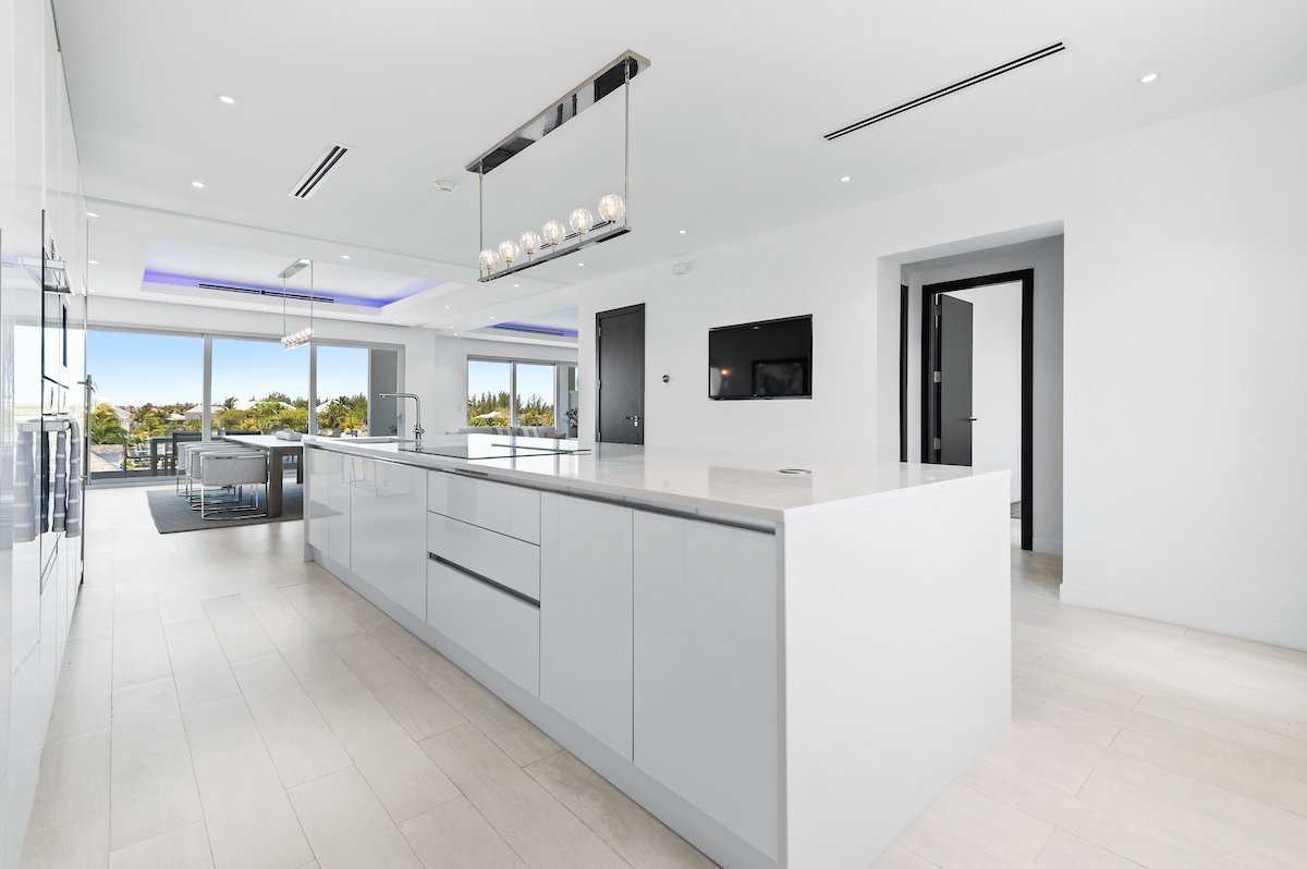 3 Bedrooms Condominium – The Bahamas Condo in Nassau, New Providence, The Bahamas 1 - 15746515