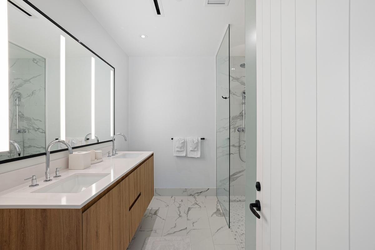 2 Bedrooms Condominium – The Bahamas Condo in Nassau, New Providence, The Bahamas 1 - 15980777