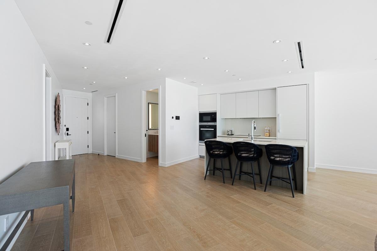 2 Bedrooms Condominium – The Bahamas Condo in Nassau, New Providence, The Bahamas 1 - 15980777