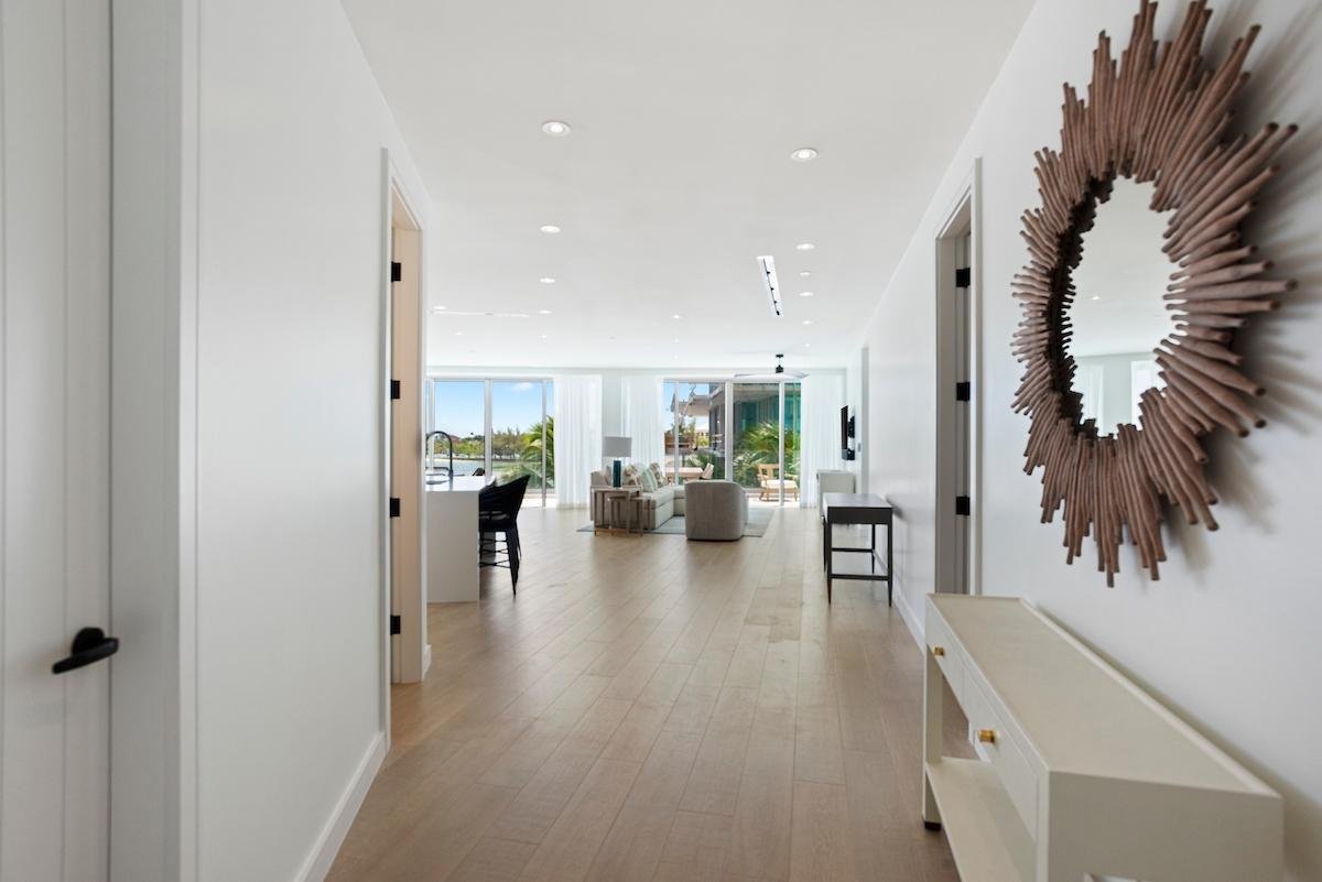 2 Bedrooms Condominium – The Bahamas Condo in Nassau, New Providence, The Bahamas 1 - 15980777