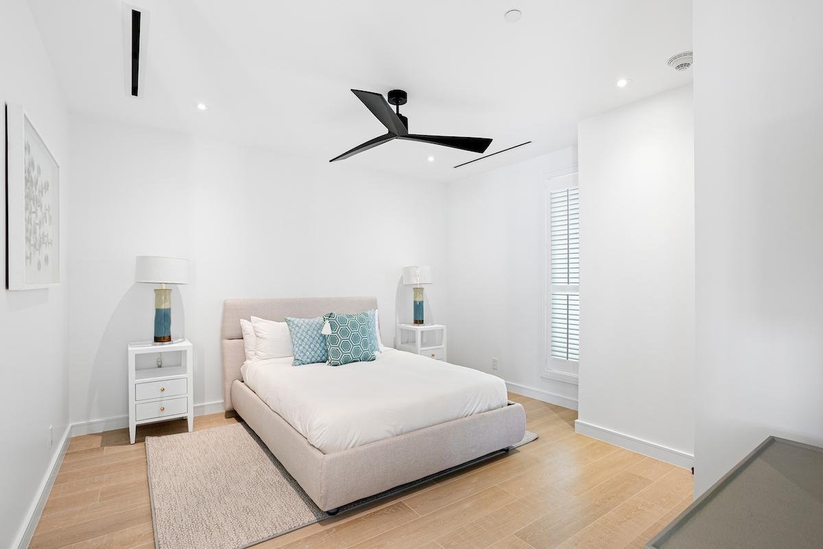 2 Bedrooms Condominium – The Bahamas Condo in Nassau, New Providence, The Bahamas 1 - 15980777