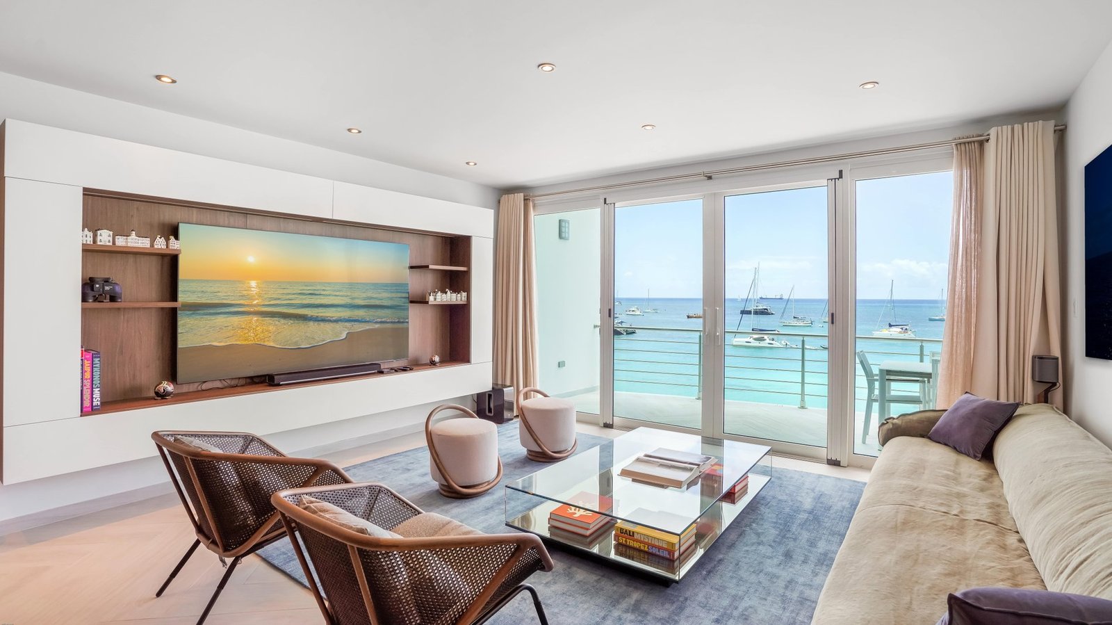 Aqualina Beach Club Luxury Condo Condo in Simpson Bay, Sint Maarten 1 - 15362138