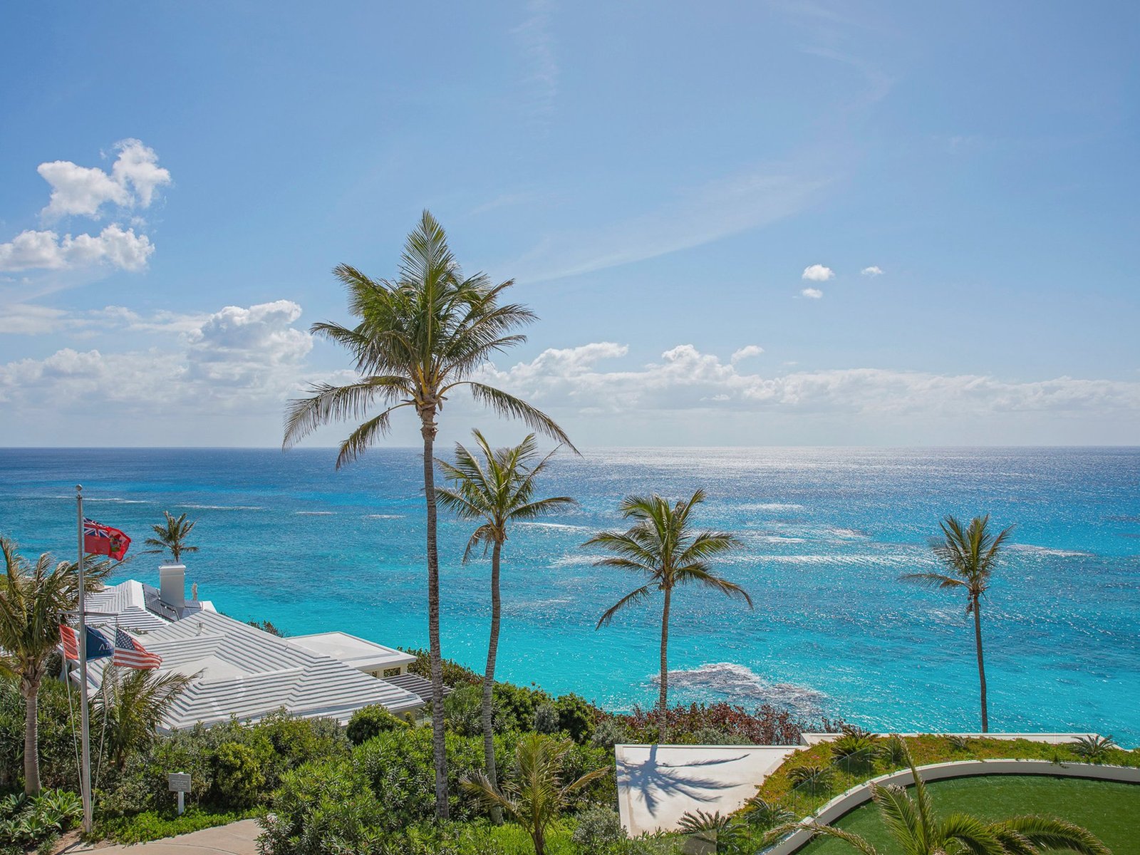 Three Bedroom Residence With Ocean Views | Azura Bermuda Condo in Warwick Parish, Bermuda 1 - 15163099