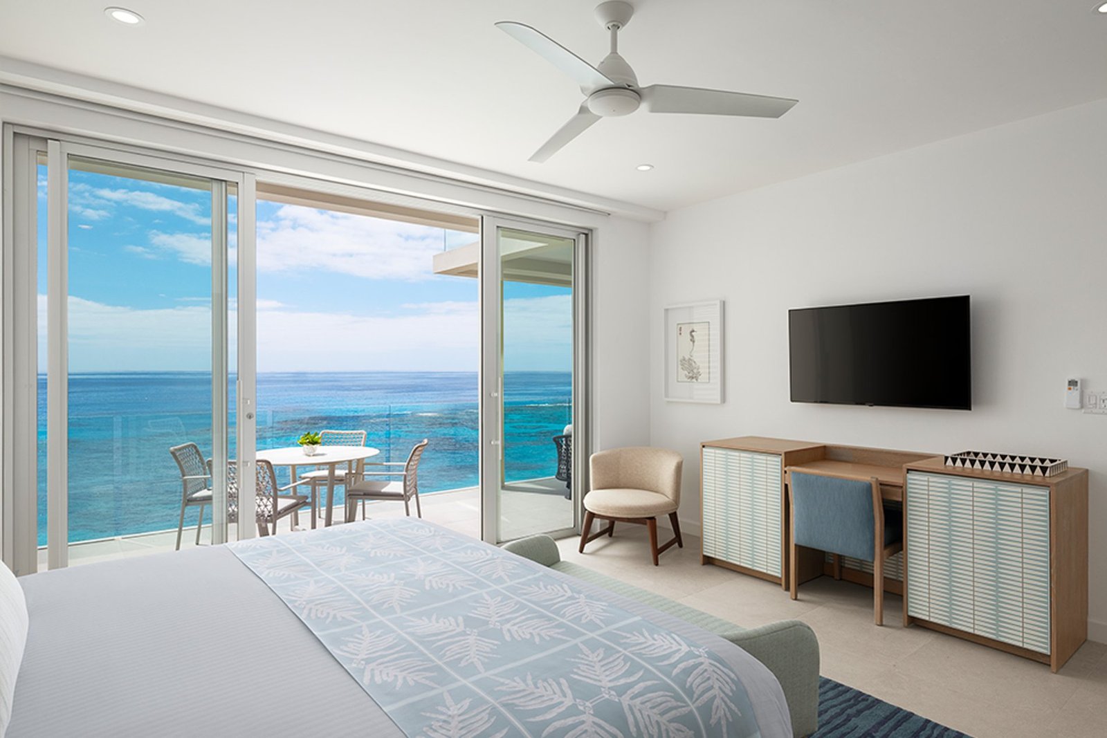 Three Bedroom Ocean View Penthouse Residence | Azura Bermuda Condo in Warwick Parish, Bermuda 1 - 15163701