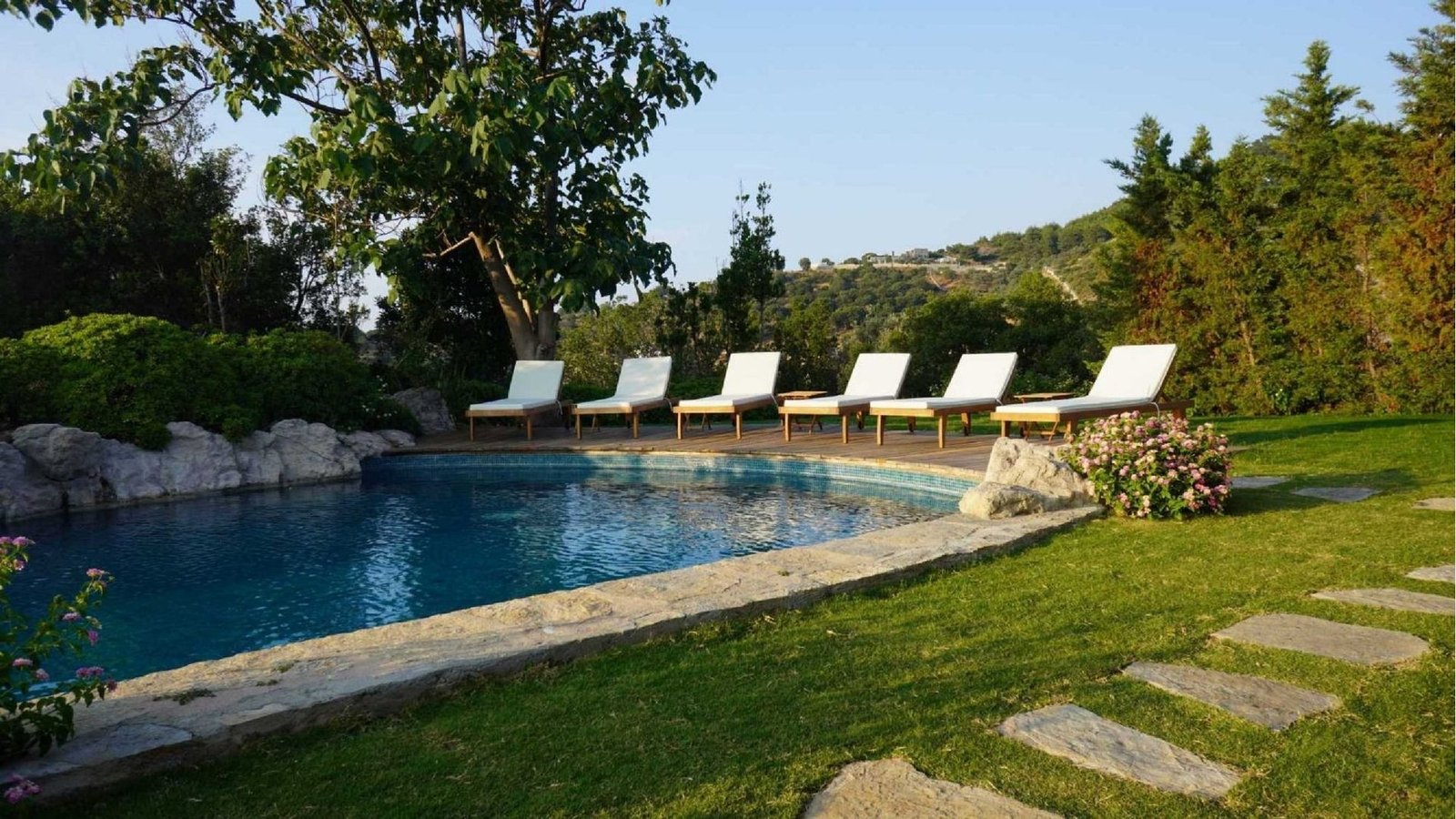 This Stunning Estate Is Nestled On 10.000m2 Of Prime Land In Yalikavak’s No.1 Post Code!! Estate in Bodrum, Muğla, Turkey 1 - 14306276