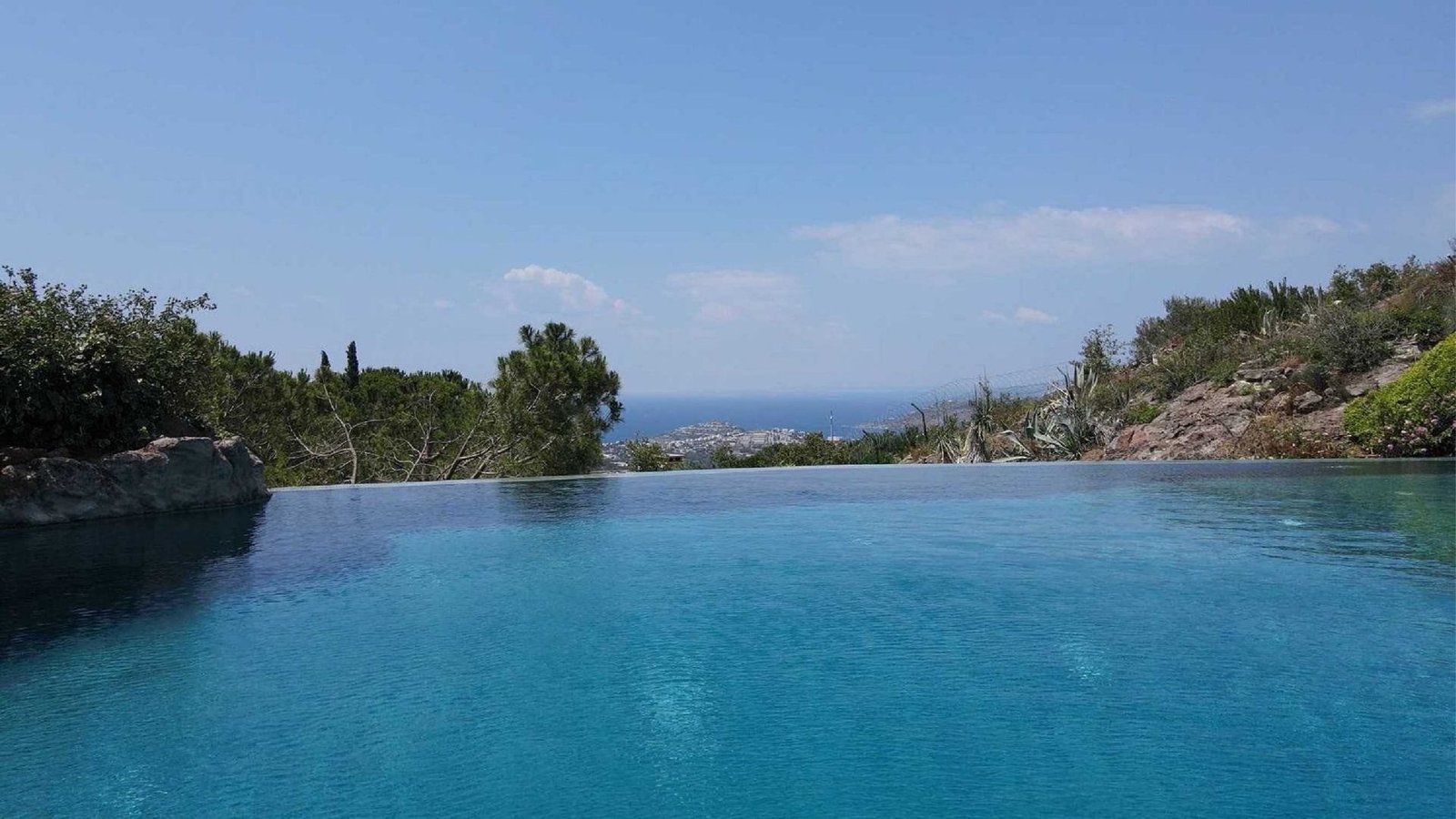 This Stunning Estate Is Nestled On 10.000m2 Of Prime Land In Yalikavak’s No.1 Post Code!! Estate in Bodrum, Muğla, Turkey 1 - 14306276