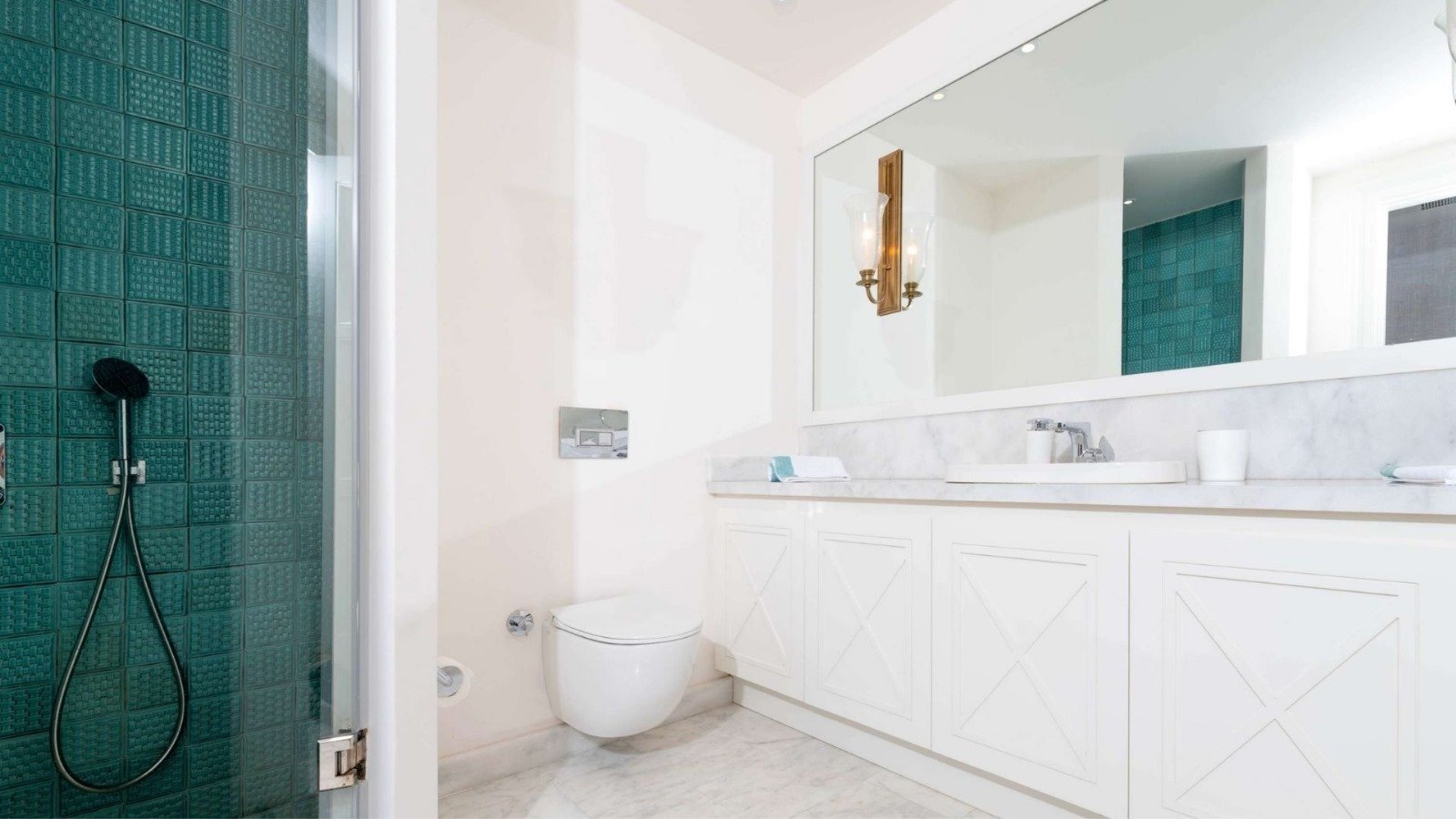 Exclusive Waterfront Estate: A Modern Masterpiece Of Luxury And Privacy! Estate in Bodrum, Muğla, Turkey 1 - 15015337