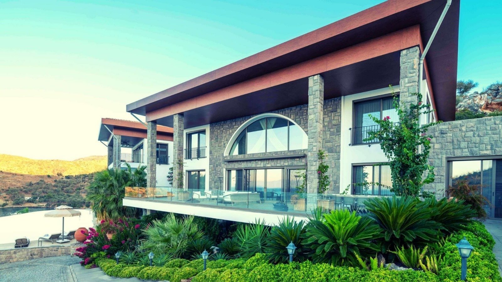 Exclusive Waterfront Estate: A Modern Masterpiece Of Luxury And Privacy! Estate in Bodrum, Muğla, Turkey 1 - 15015337