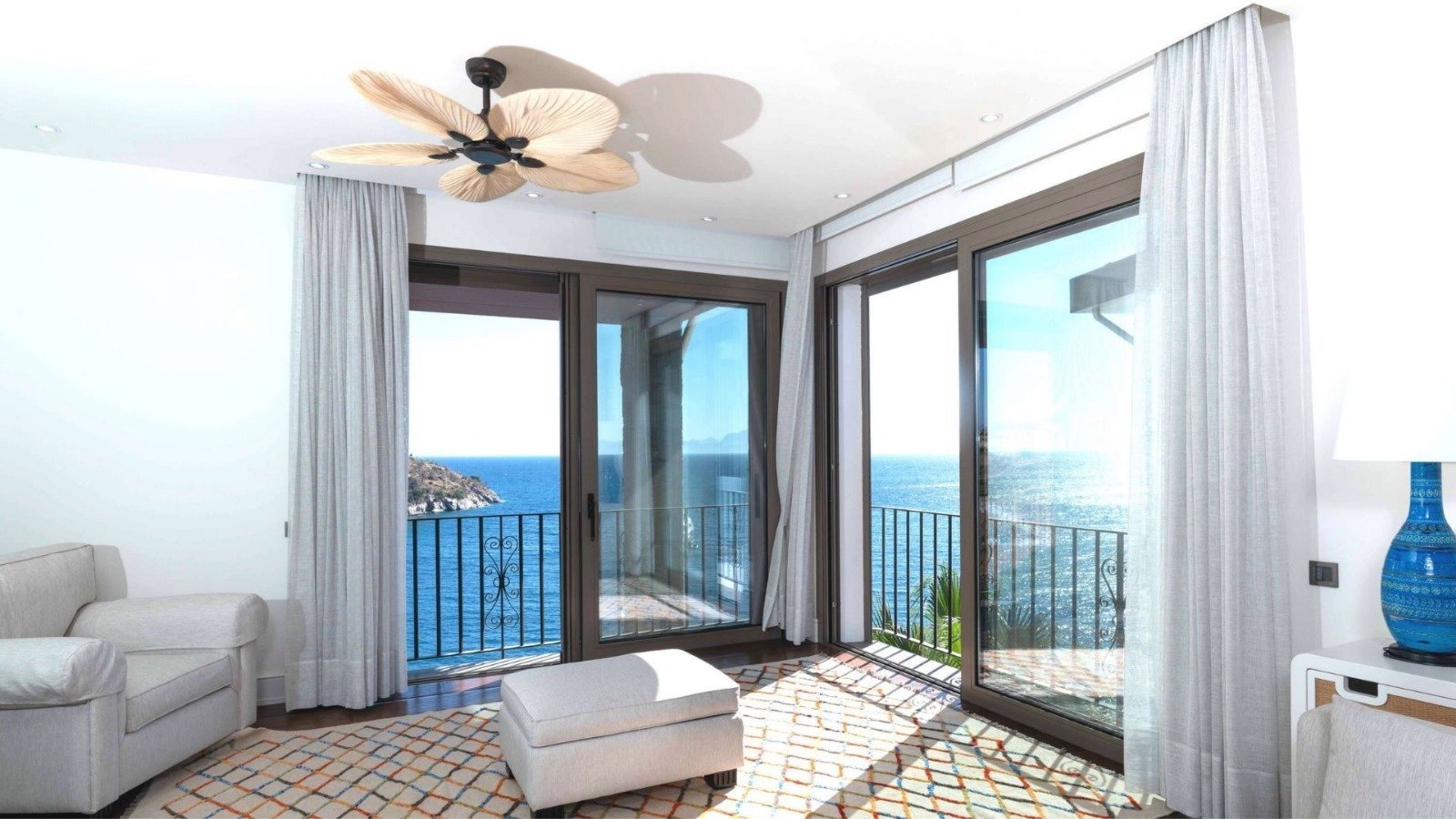 Exclusive Waterfront Estate: A Modern Masterpiece Of Luxury And Privacy! Estate in Bodrum, Muğla, Turkey 1 - 15015337