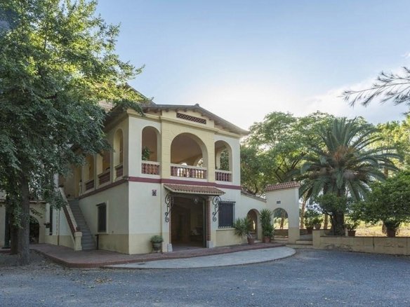 Estate in Reus, Catalonia, Spain 1 - 16115502