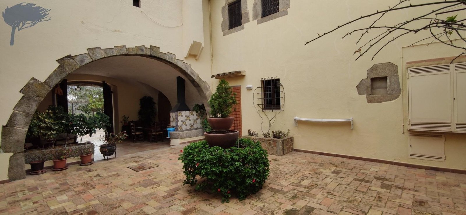 Authentic Catalan Farmhouse, Restored With Charm And Sophistication. Finca in Santa Cristina d'Aro, Catalonia, Spain 1 - 16123181