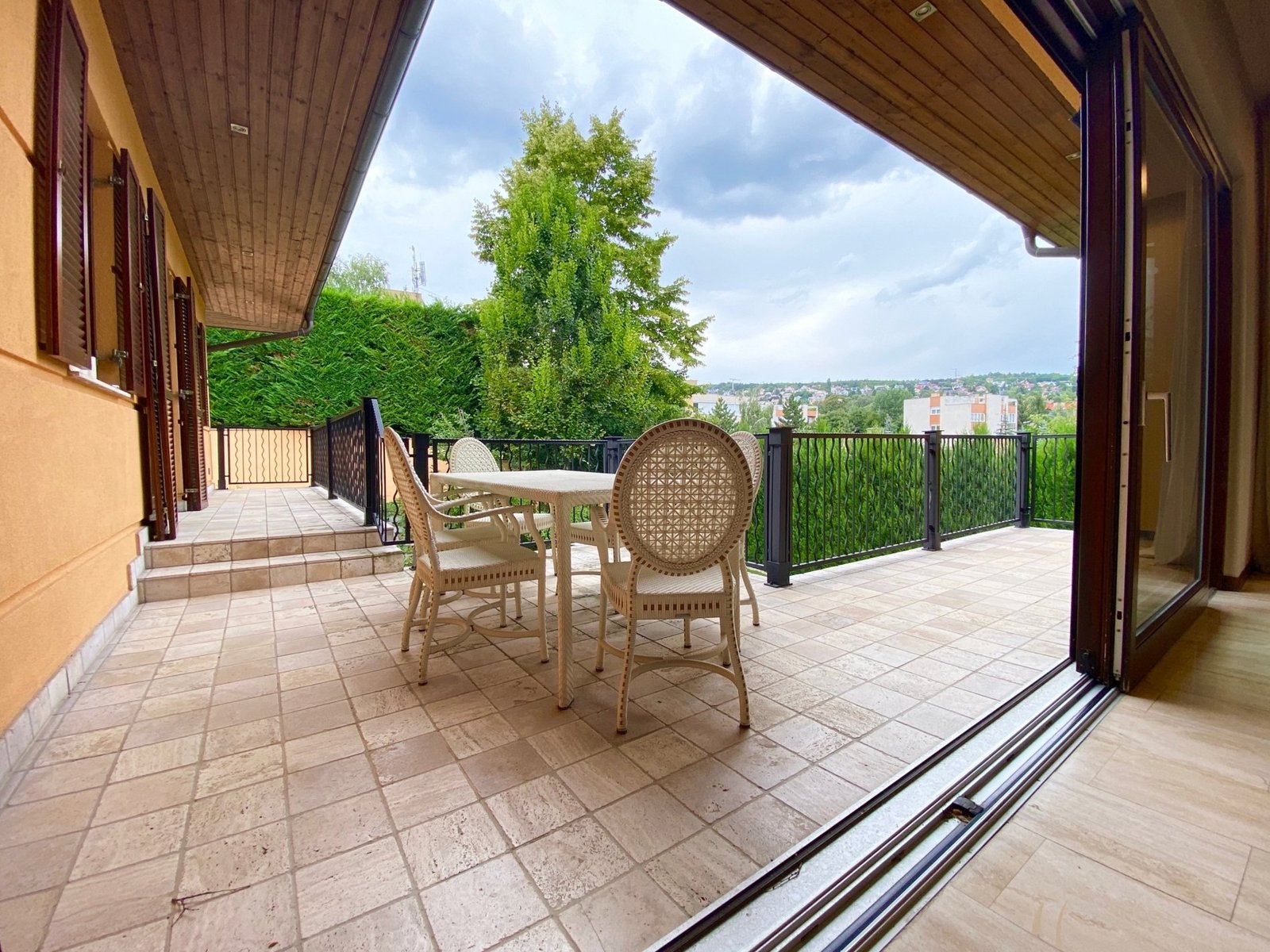 Luxury Family House Budapest Ii. District Zöldmál House in Budapest, Hungary 1 - 15273096