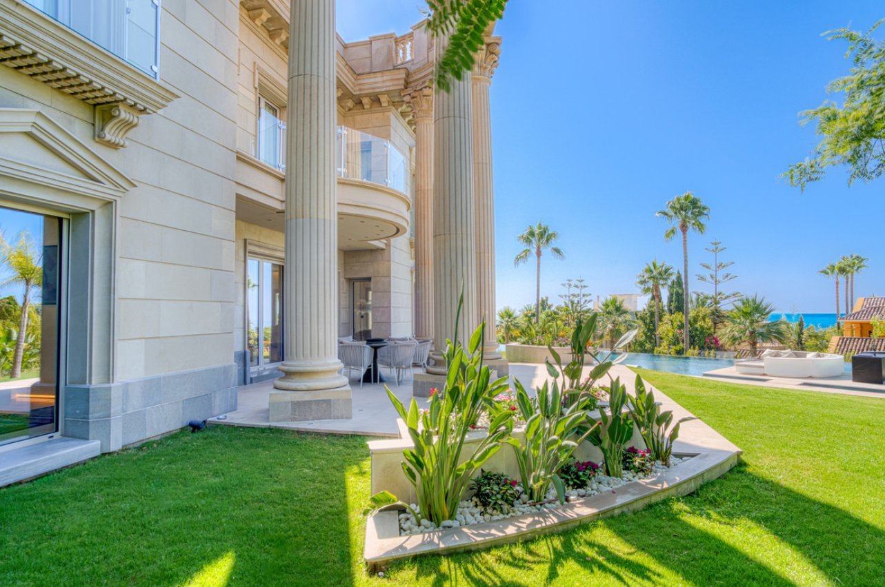 Newly Built Architectural Masterpiece With Panoramic Sea & Mountain Views In Sierra Blanca, Marbella House in Marbella,Malaga Province, Spain 1 - 16177513