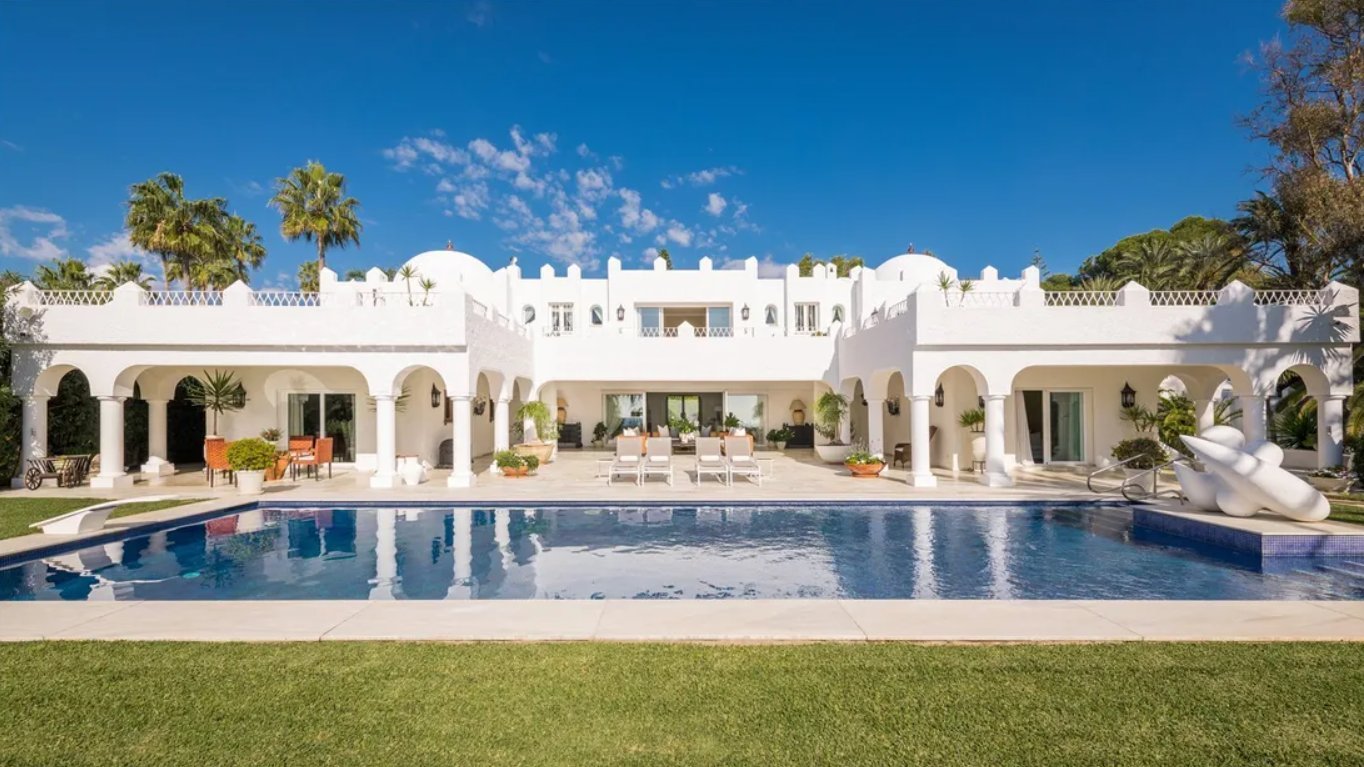 Iconic Beachfront Estate With Panoramic Sea Views House in Marbella,Malaga Province, Spain 1 - 16177568