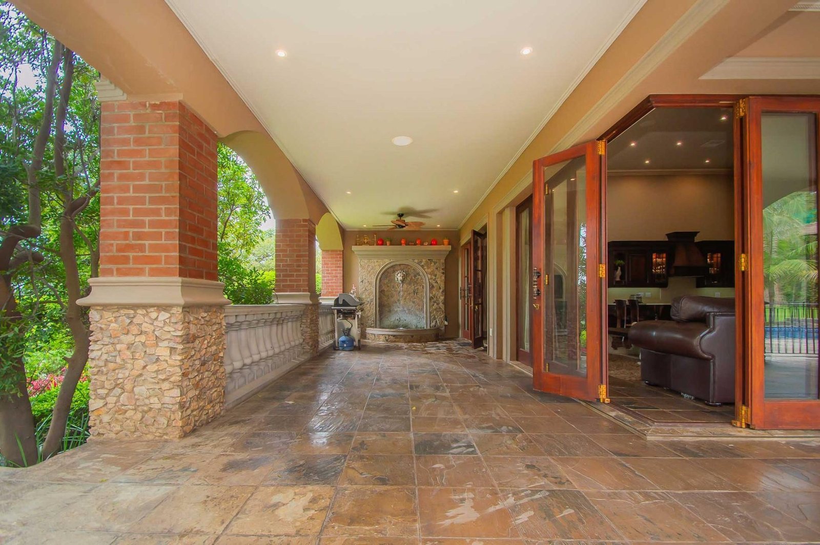 House in Roodepoort, Gauteng, South Africa 1 - 15853718