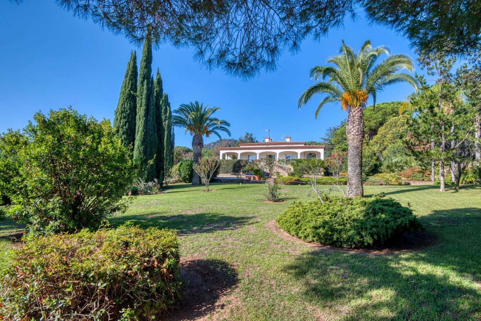 Exclusiva Villa Con Vistas Panorámicas Al Mar Y A La Montaña. House in Sant Feliu de Guixols, Catalonia, Spain 1 - 15692663