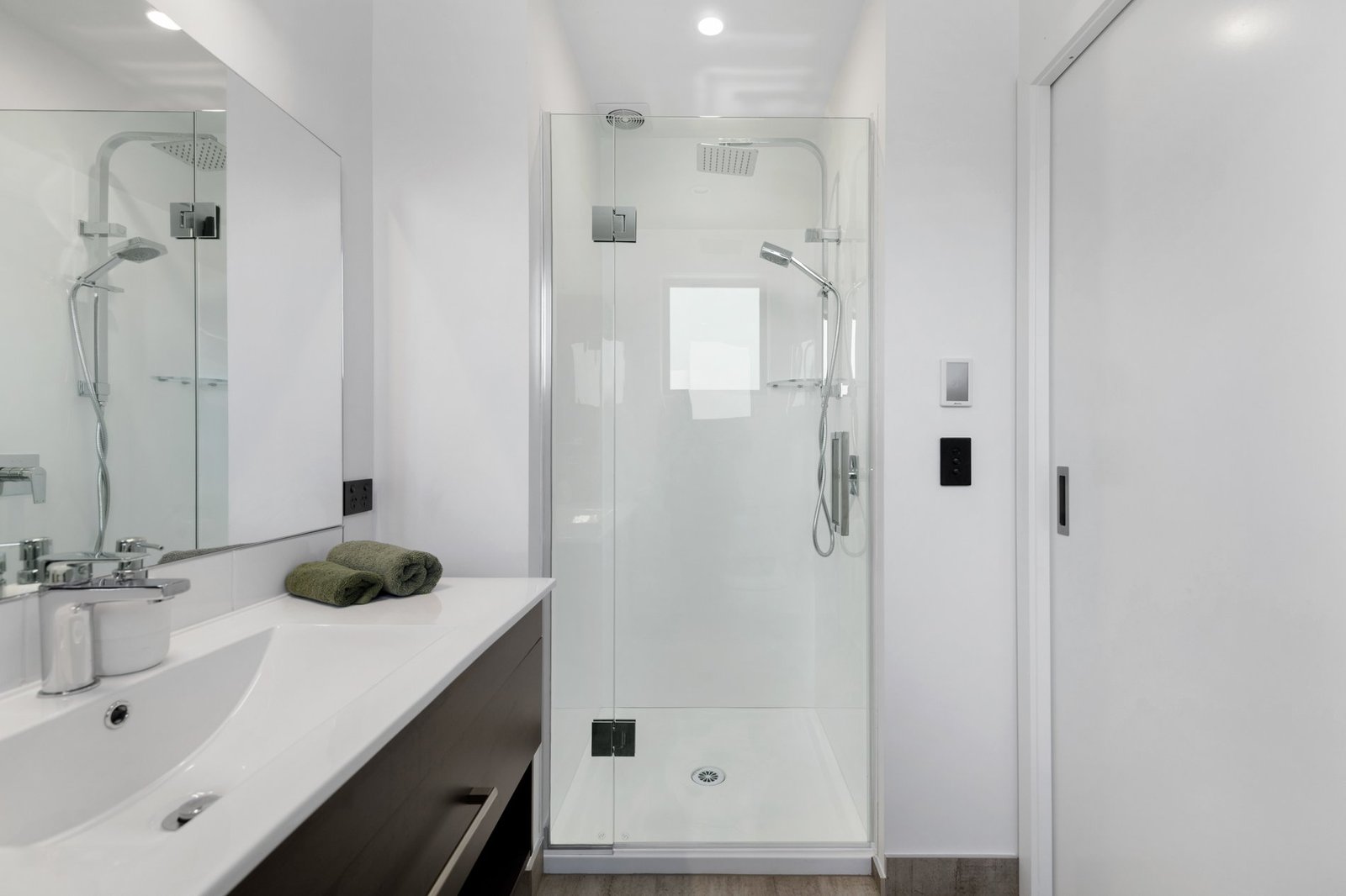 House in Wanaka, Otago, New Zealand 1 - 16299160