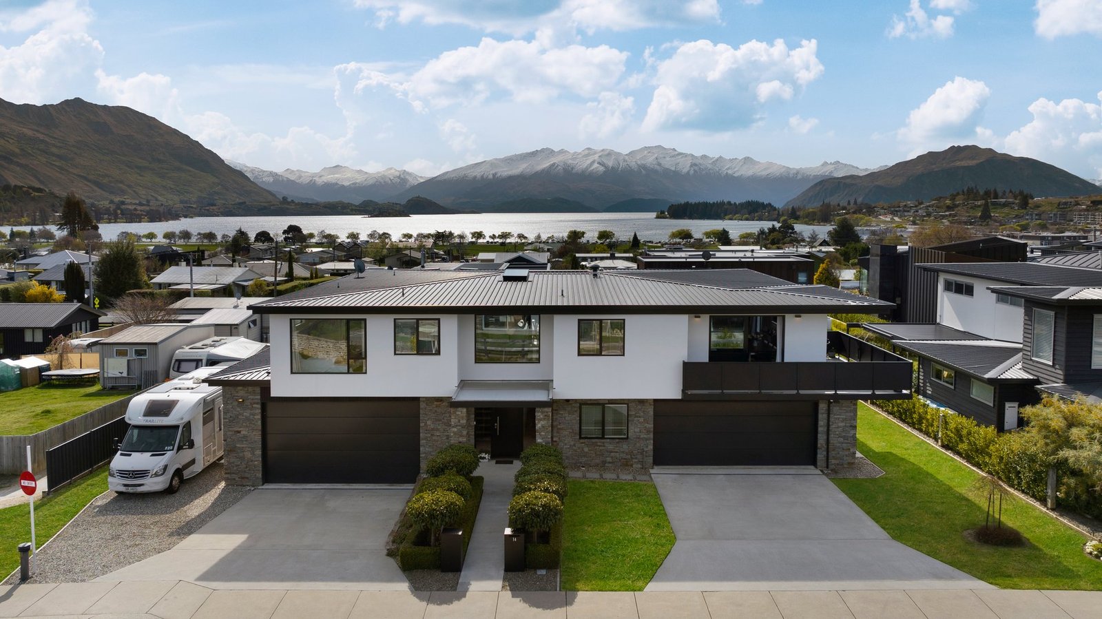 House in Wanaka, Otago, New Zealand 1 - 16299160
