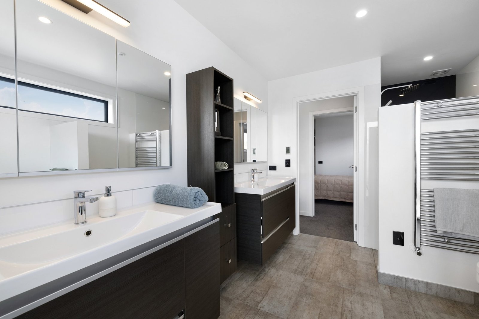 House in Wanaka, Otago, New Zealand 1 - 16299160