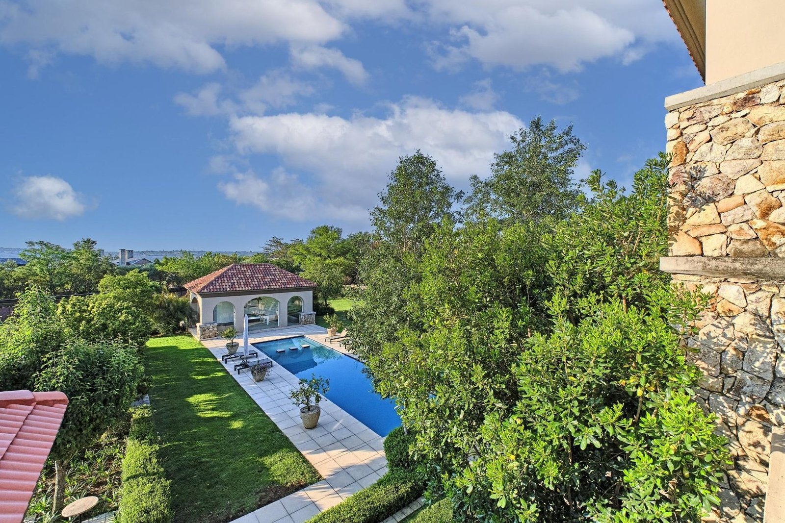 House in Waterfall Equestrian Estate, Gauteng, South Africa 1 - 16372129