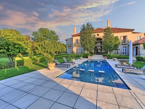 House in Waterfall Equestrian Estate, Gauteng, South Africa 1 - 16372129