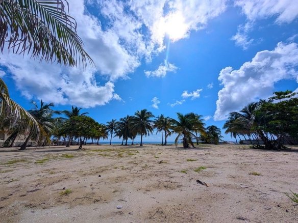 Land in San Pedro, Corozal District, Belize 1 - 16403347