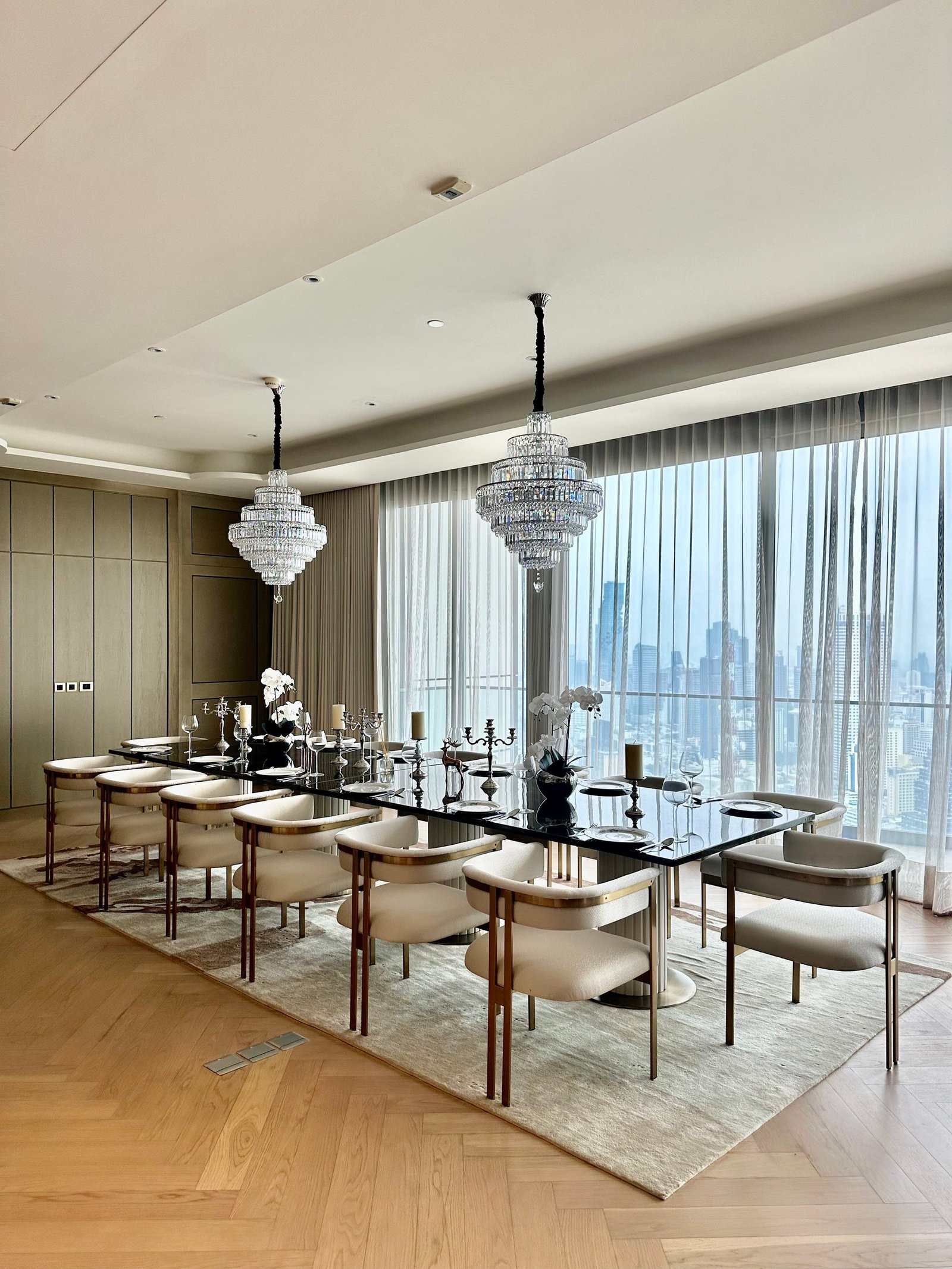 Penthouse Unit At The Residences Mandarin Oriental Bangkok A Masterpiece Of Luxury And Space Penthouse in Bangkok, Krung Thep Maha Nakhon, Thailand 1 - 15061857