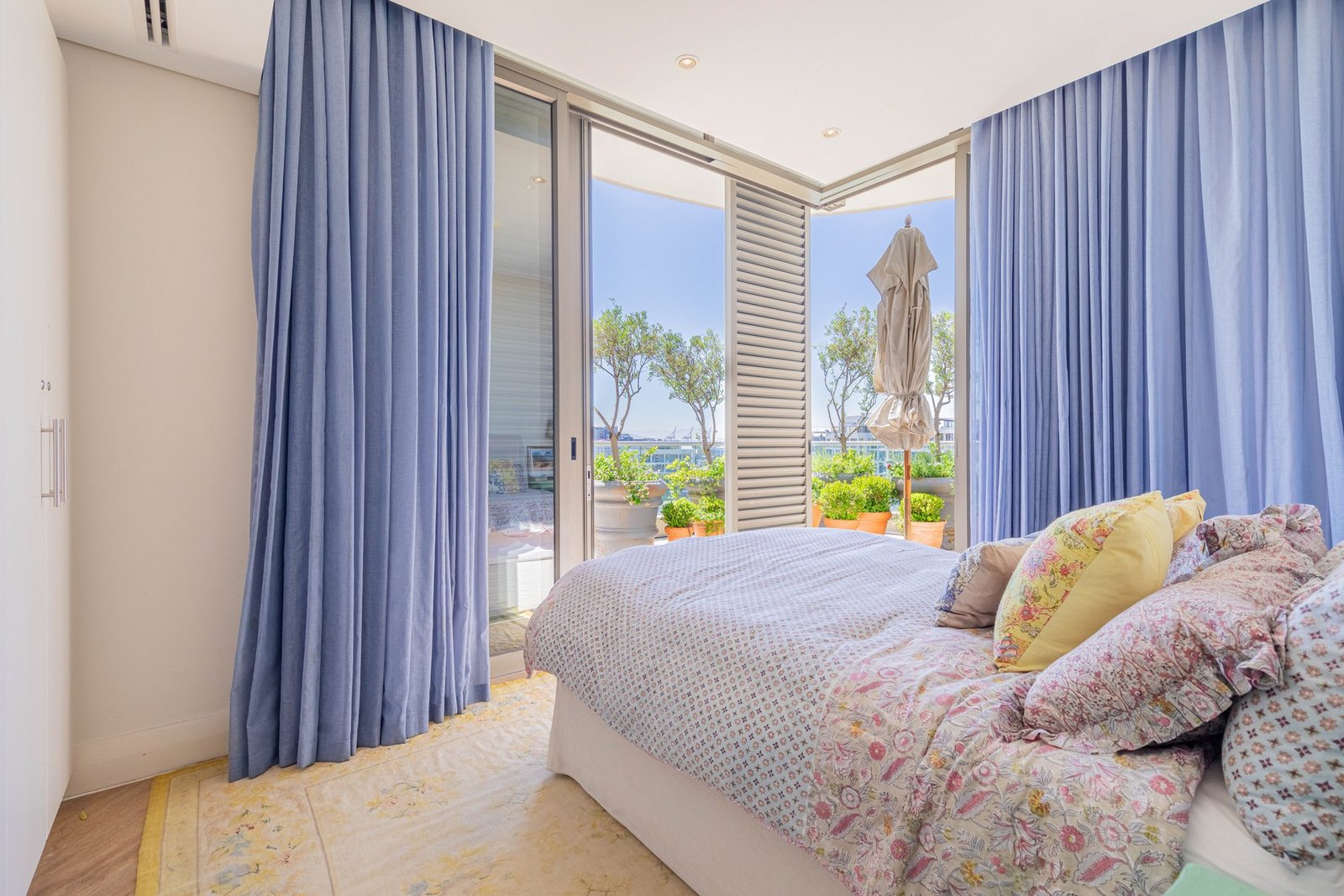 Epitome Of Sophisticated Urban Living Penthouse in Cape Town, Western Cape, South Africa 1 - 14871315