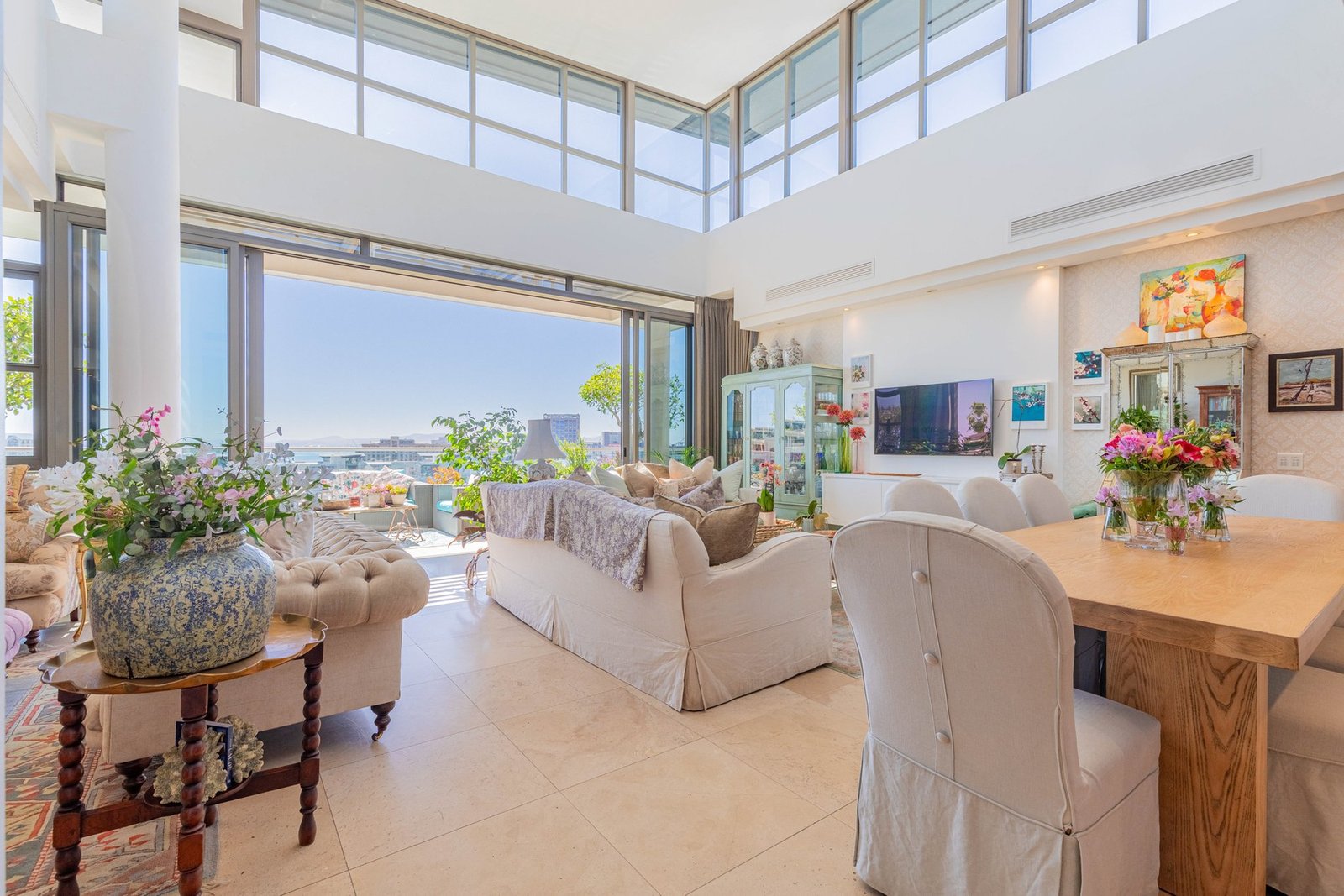 Epitome Of Sophisticated Urban Living Penthouse in Cape Town, Western Cape, South Africa 1 - 14871315