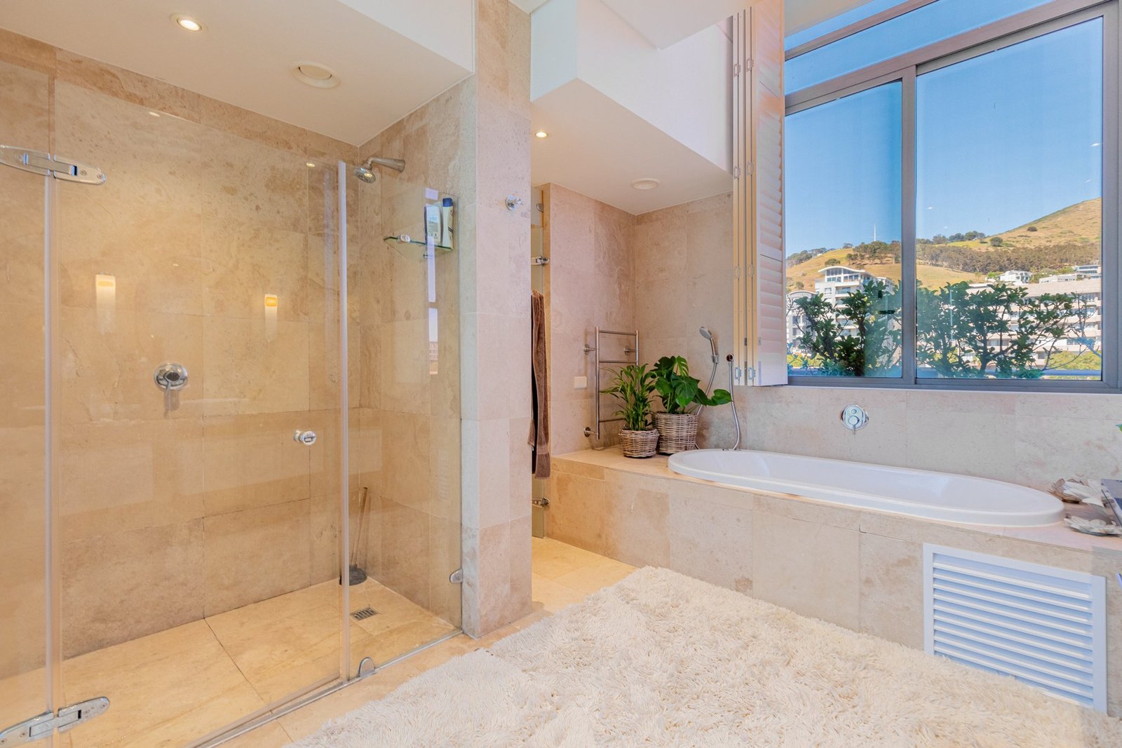 Epitome Of Sophisticated Urban Living Penthouse in Cape Town, Western Cape, South Africa 1 - 14871315