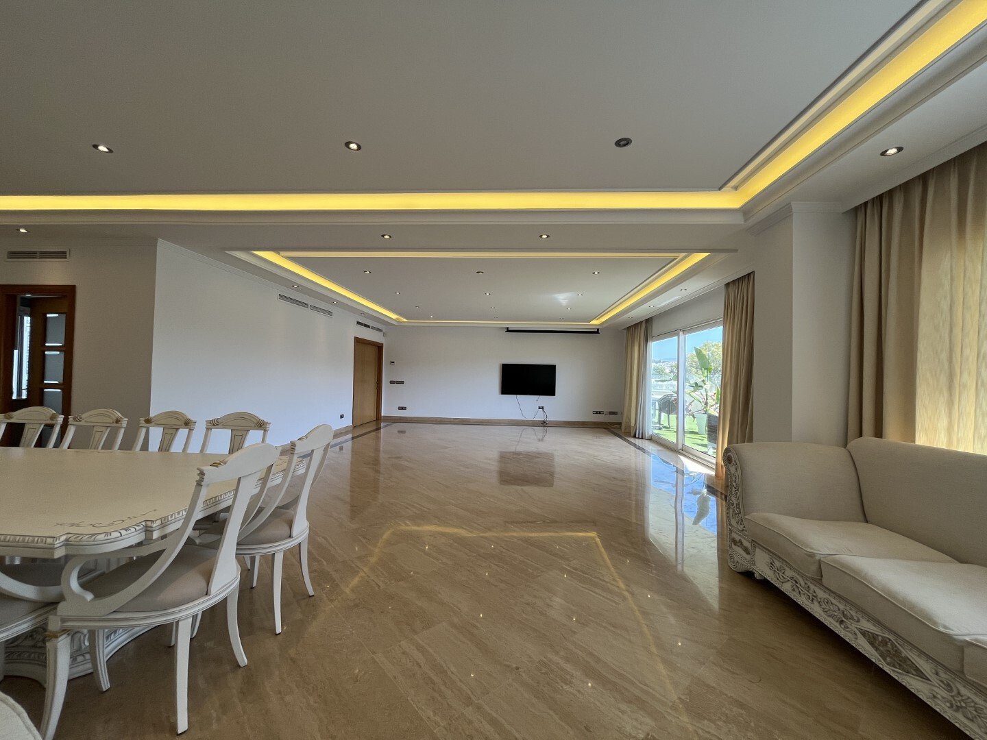 Luxury Duplex Penthouse For Sale In Embrujo Banús | Puerto Banús – Marbella Penthouse in Puerto Banus, Marbella, Spain 1 - 16200540