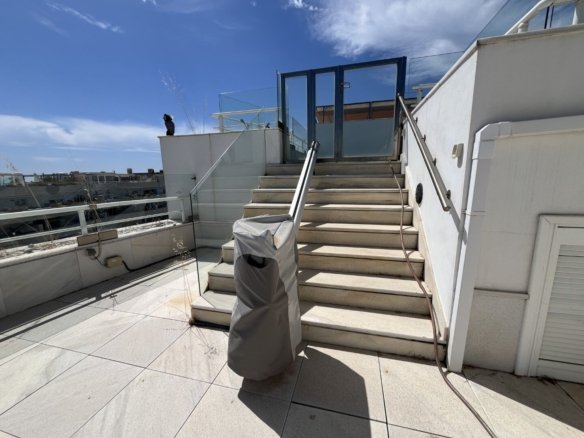 Penthouse in Puerto Banus, Marbella, Spain 1 - 16200540