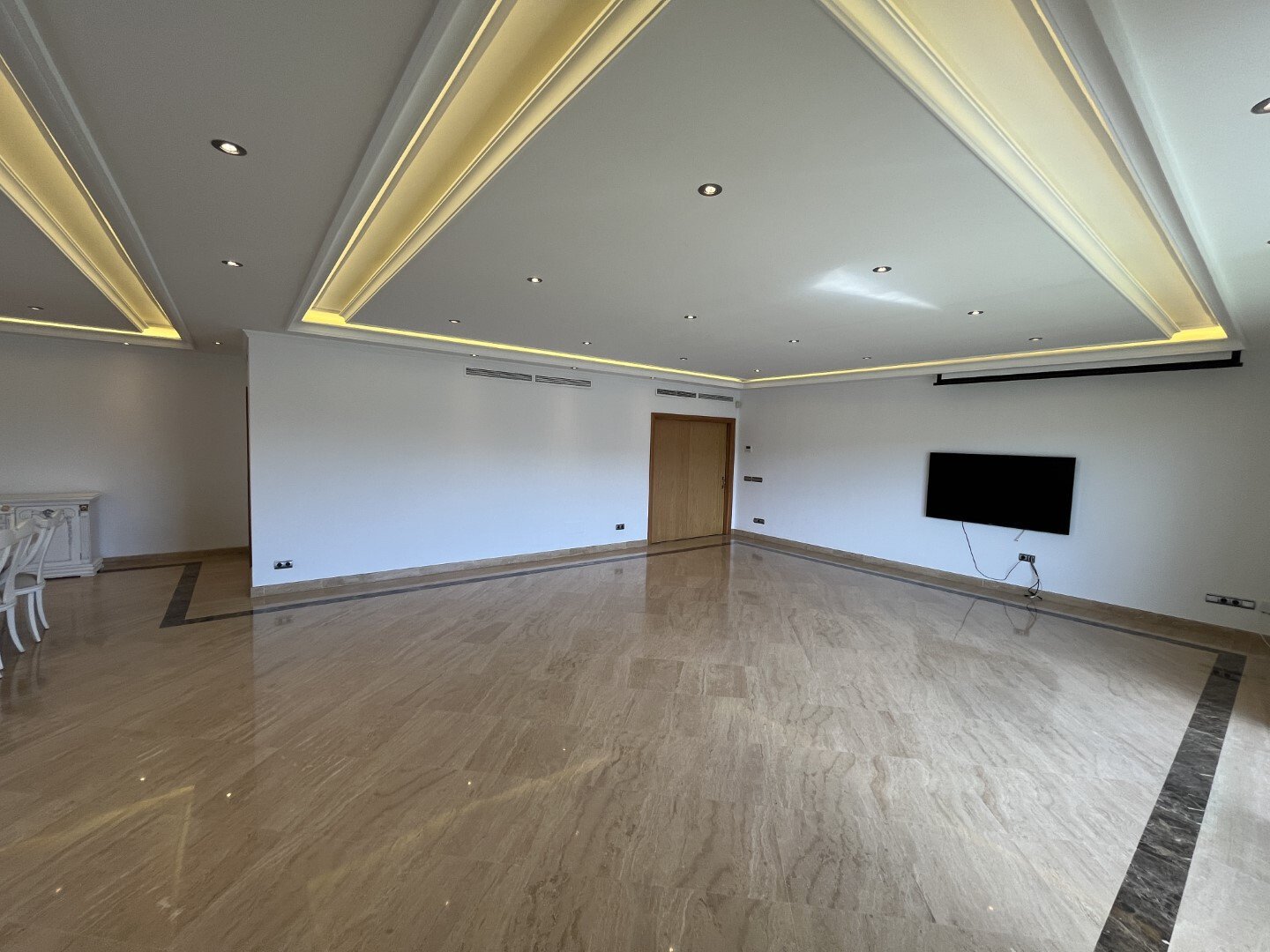 Luxury Duplex Penthouse For Sale In Embrujo Banús | Puerto Banús – Marbella Penthouse in Puerto Banus, Marbella, Spain 1 - 16200540
