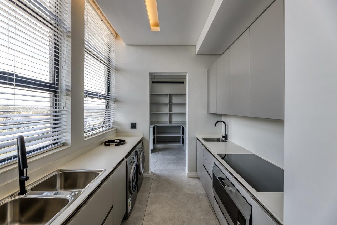 Penthouse Midrand Penthouse in Waterfall City, Gauteng, South Africa 1 - 15853714