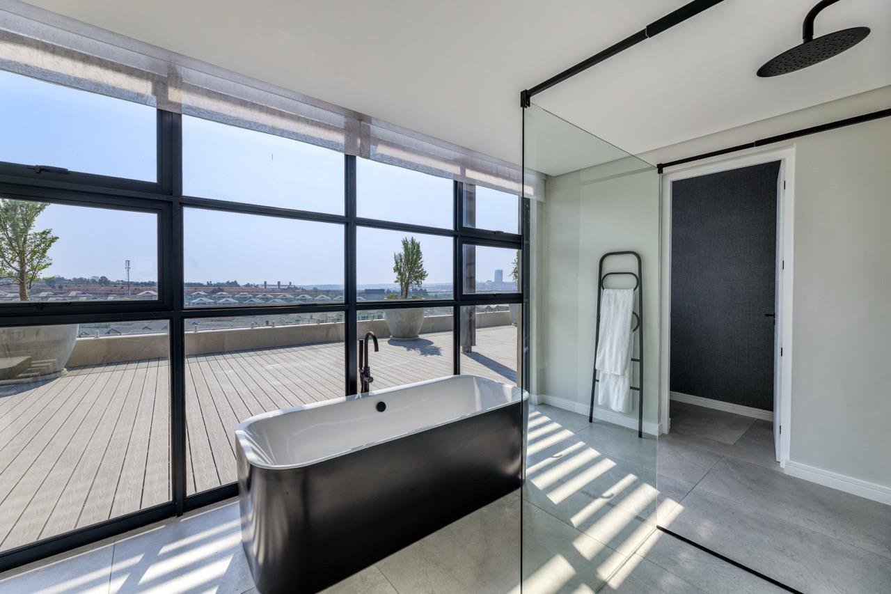 Penthouse Midrand Penthouse in Waterfall City, Gauteng, South Africa 1 - 15853714