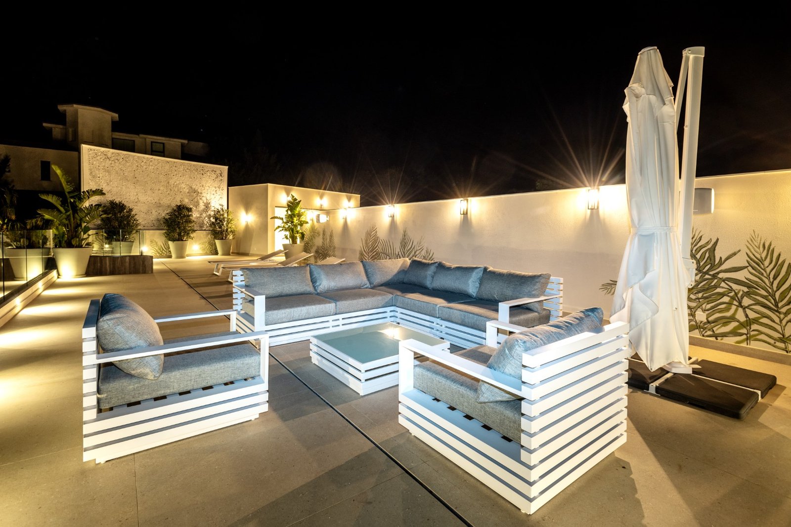 THE RETREAT ROOFTOP (Personalizado)