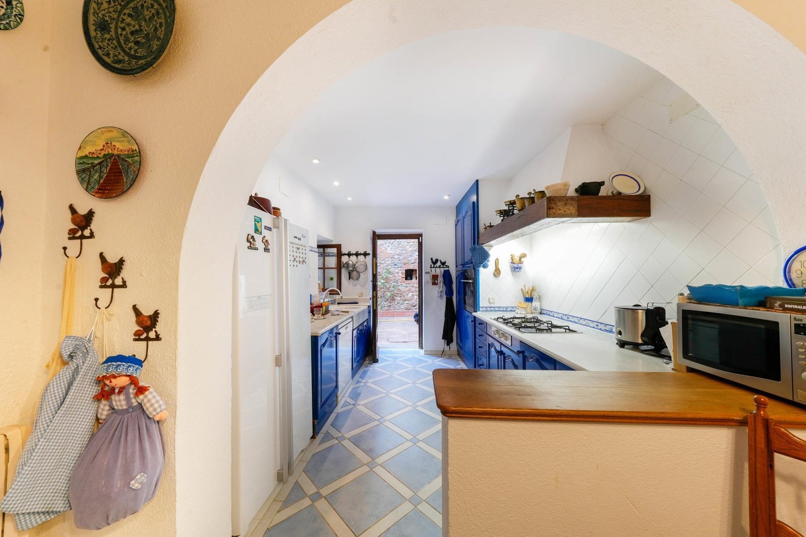 Beautiful High Standard Country House For Sale Near The Costa Brava Located In Tordera. Townhouse in Tordera, Catalonia, Spain 1 - 16110814