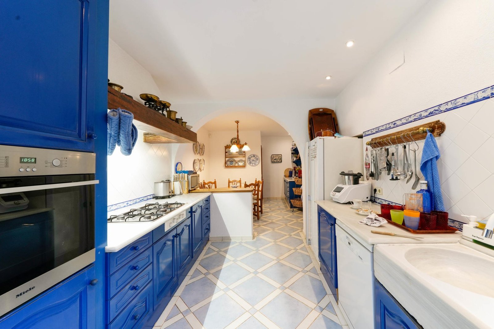 Beautiful High Standard Country House For Sale Near The Costa Brava Located In Tordera. Townhouse in Tordera, Catalonia, Spain 1 - 16110814