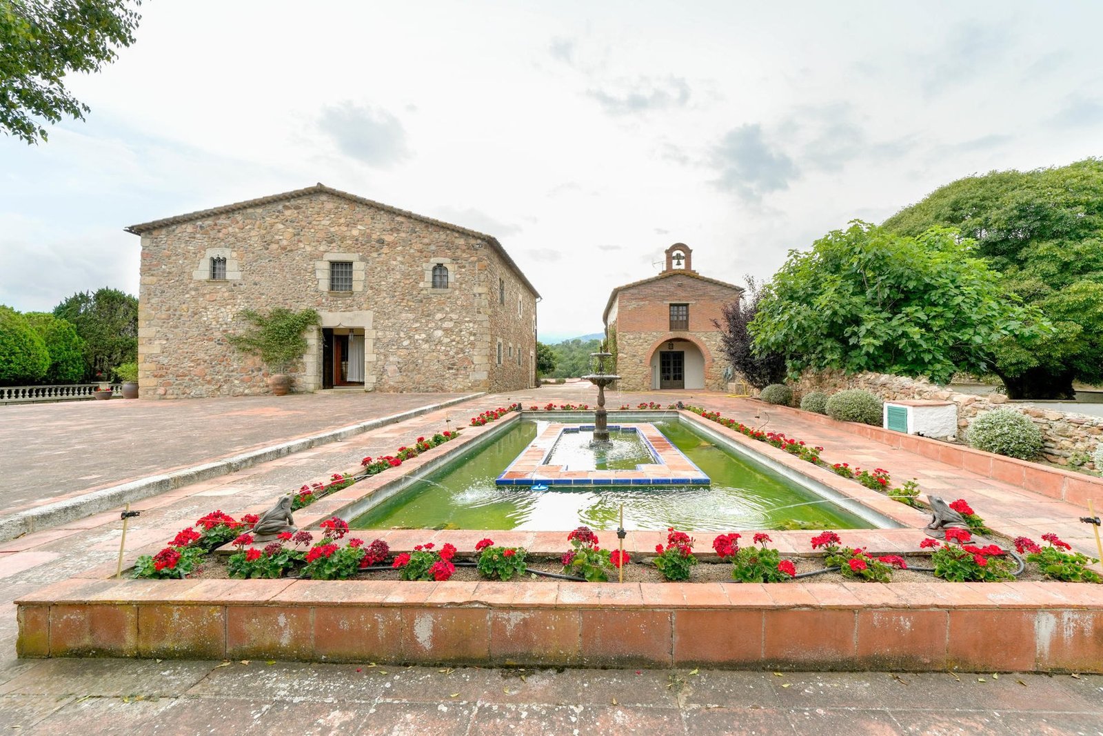Beautiful High Standard Country House For Sale Near The Costa Brava Located In Tordera. Townhouse in Tordera, Catalonia, Spain 1 - 16110814