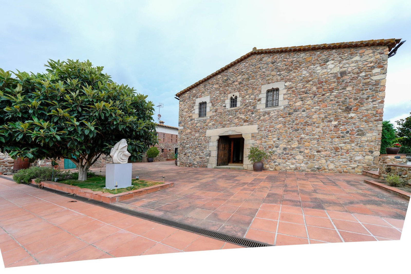 Beautiful High Standard Country House For Sale Near The Costa Brava Located In Tordera. Townhouse in Tordera, Catalonia, Spain 1 - 16110814